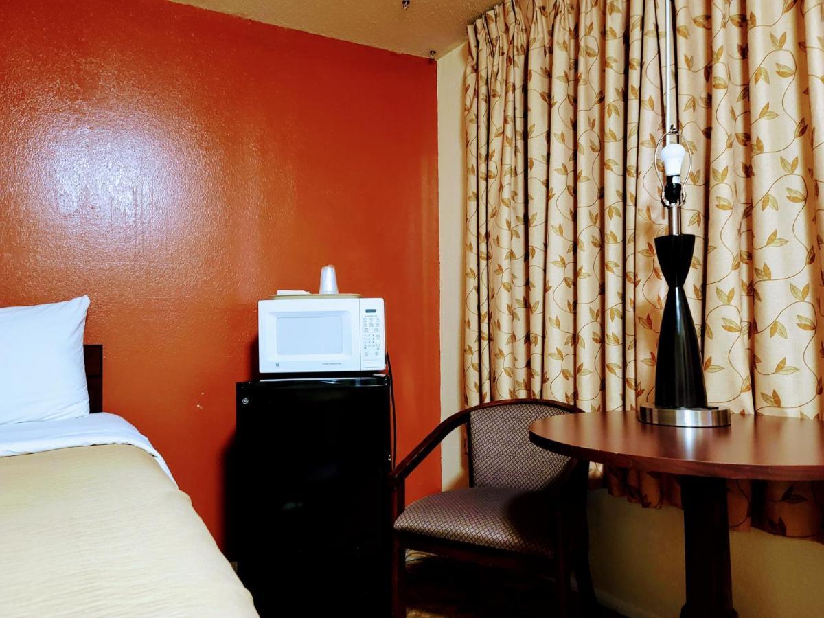 Travelors Lodge Motel & Rv Park Us-287&Us-96 Eads ภายนอก รูปภาพ