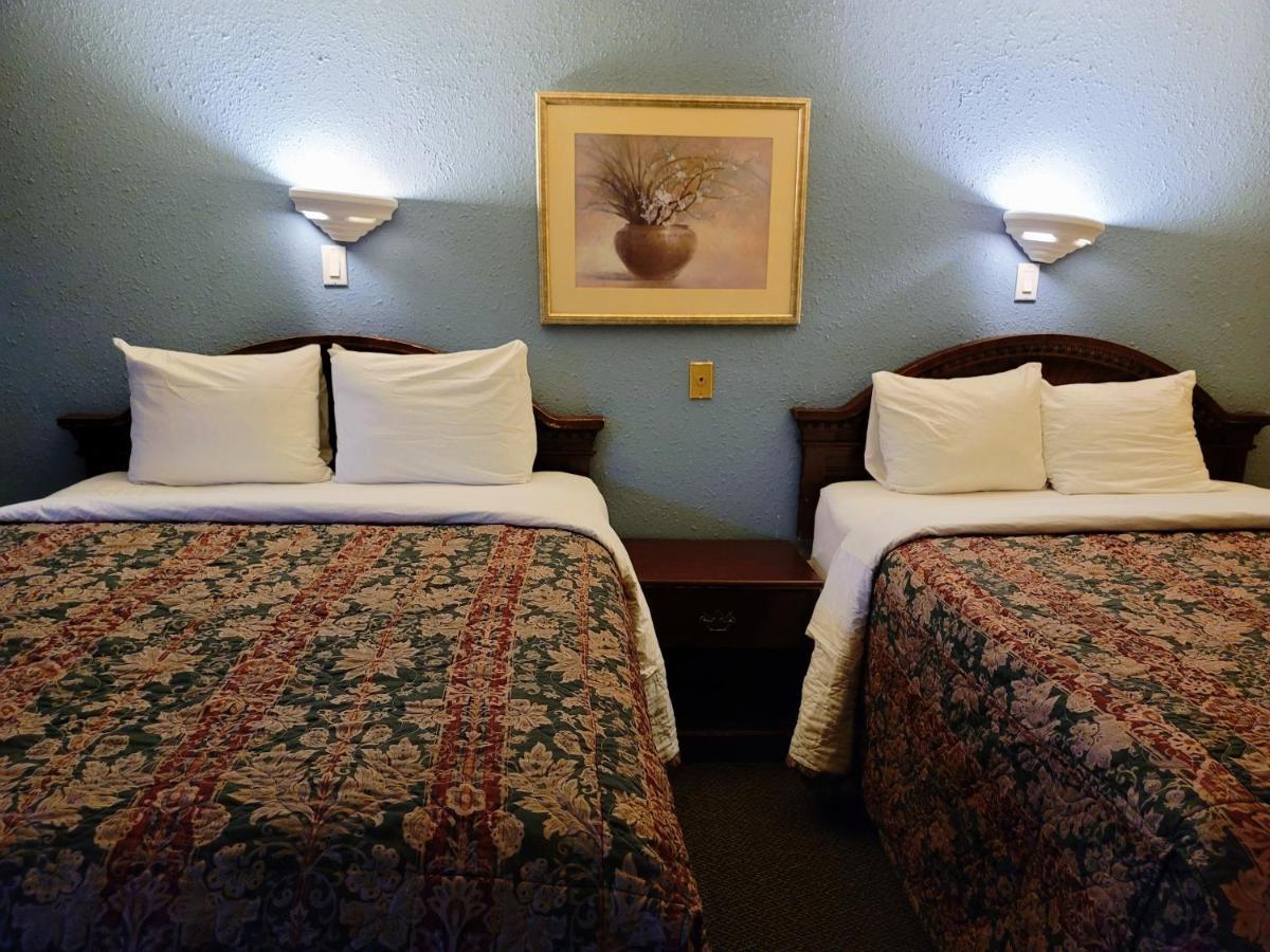 Travelors Lodge Motel & Rv Park Us-287&Us-96 Eads ภายนอก รูปภาพ