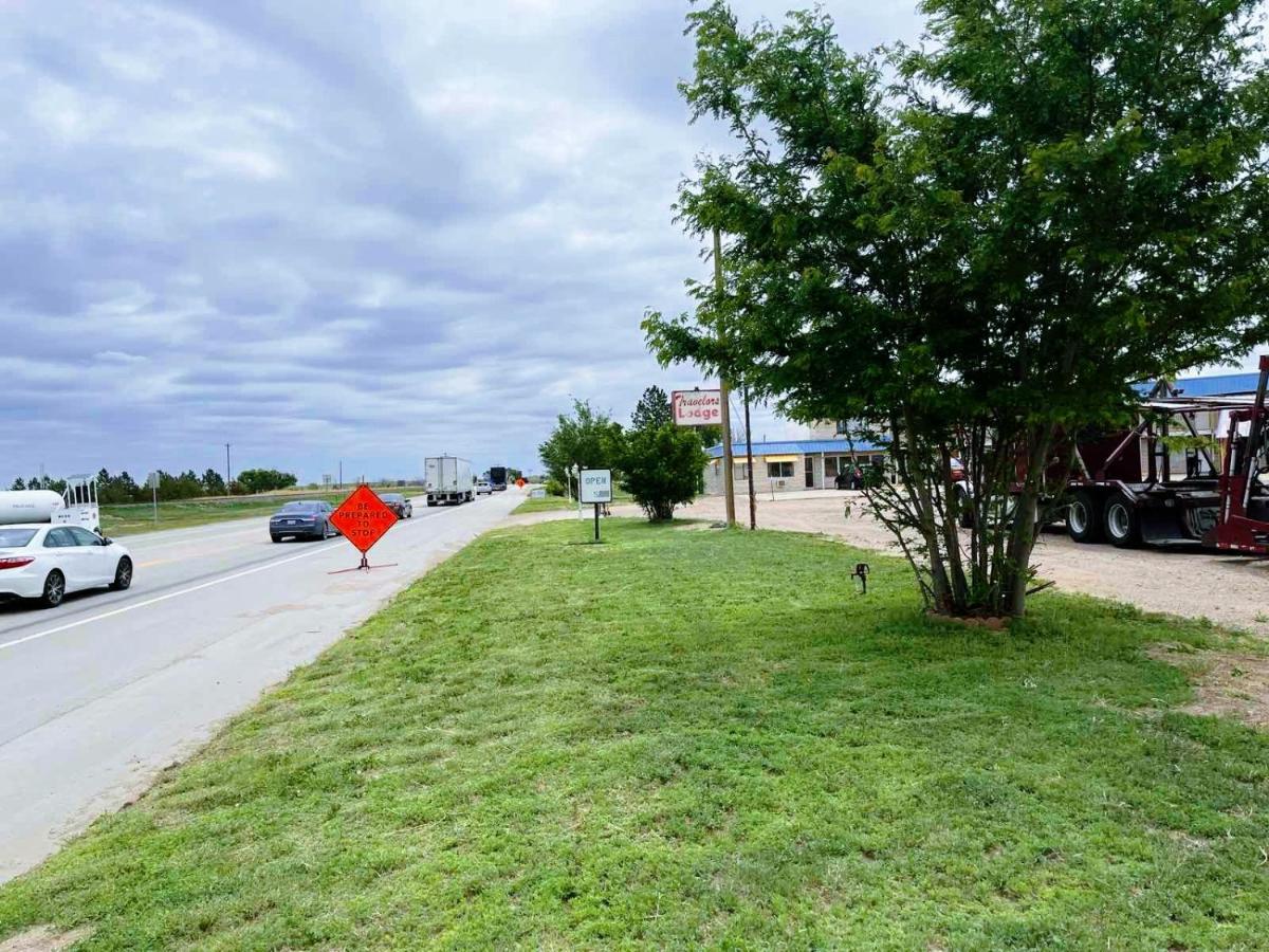 Travelors Lodge Motel & Rv Park Us-287&Us-96 Eads ภายนอก รูปภาพ