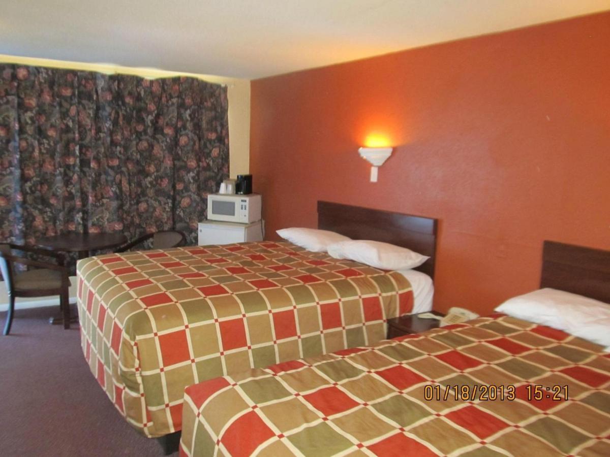 Travelors Lodge Motel & Rv Park Us-287&Us-96 Eads ภายนอก รูปภาพ