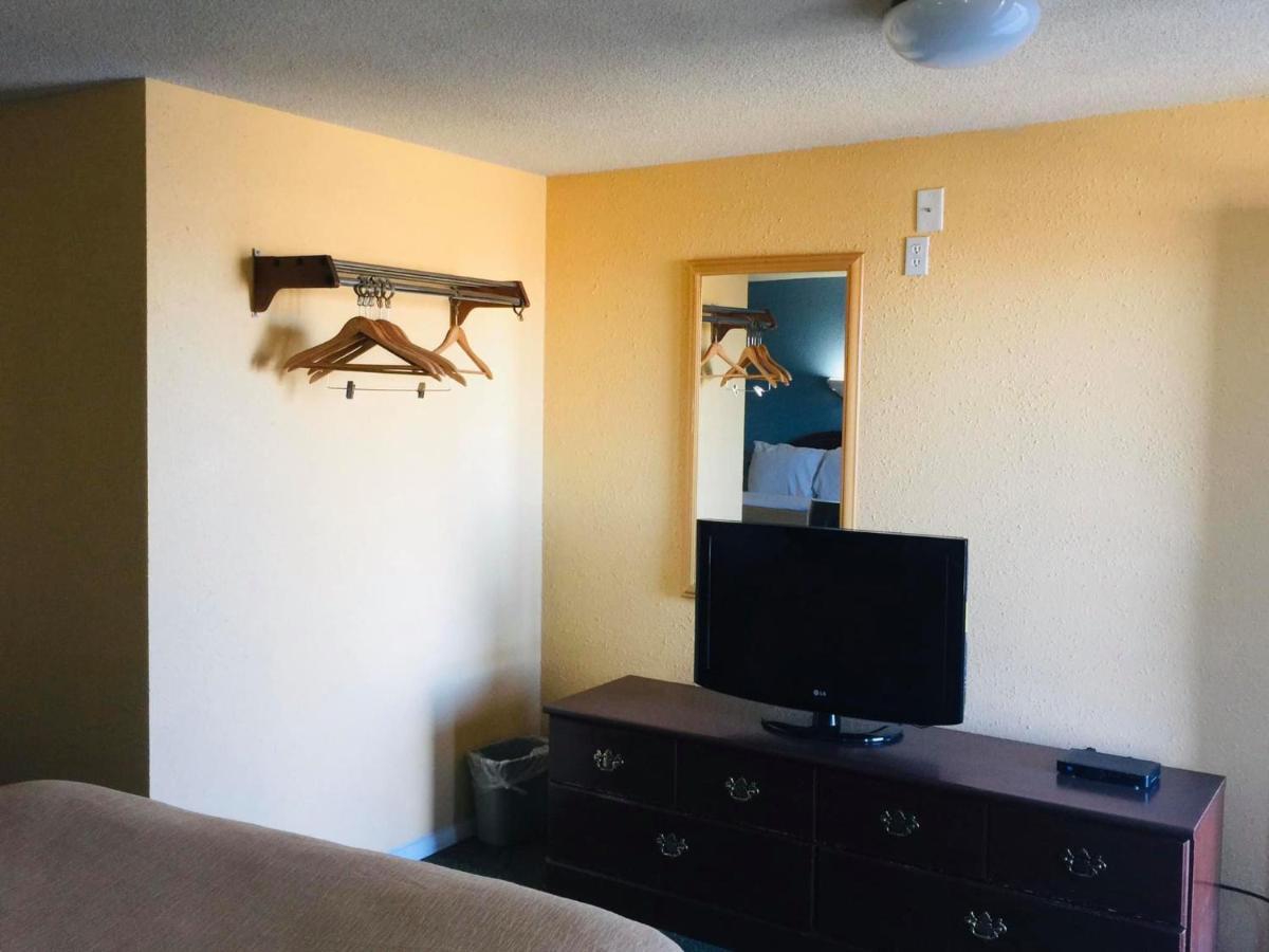 Travelors Lodge Motel & Rv Park Us-287&Us-96 Eads ภายนอก รูปภาพ